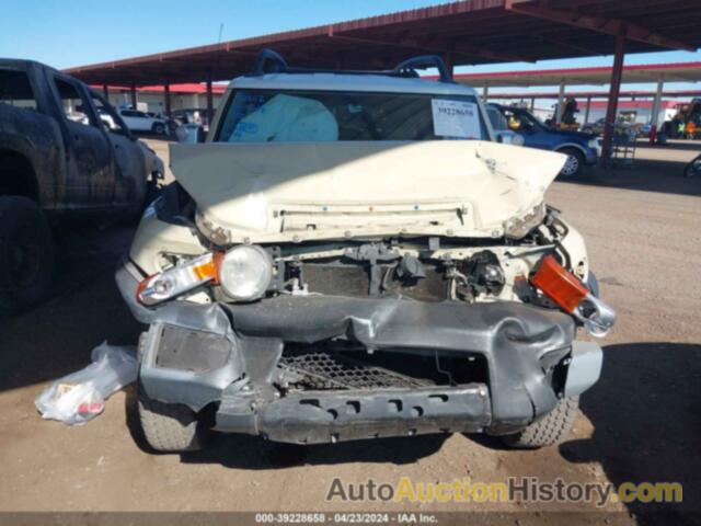 TOYOTA FJ CRUISER, JTEBU11F58K050989