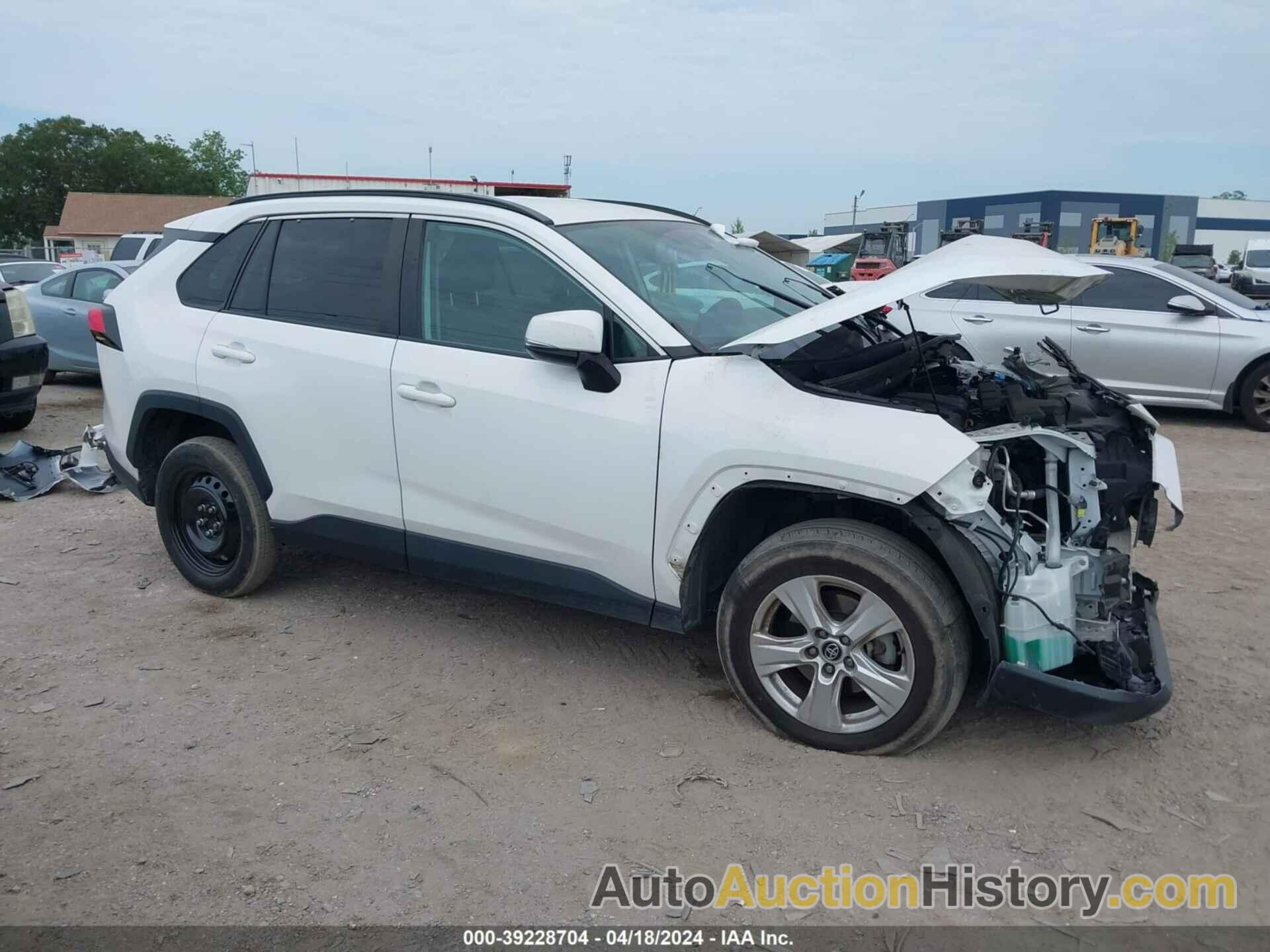 TOYOTA RAV4 XLE/XLE PREMIUM, 2T3W1RFV5MW117959