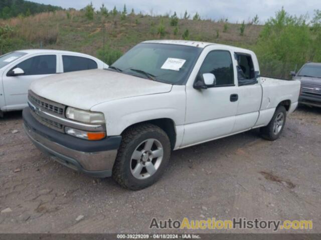 CHEVROLET SILVERADO 1500 LS, 2GCEC19W811239764