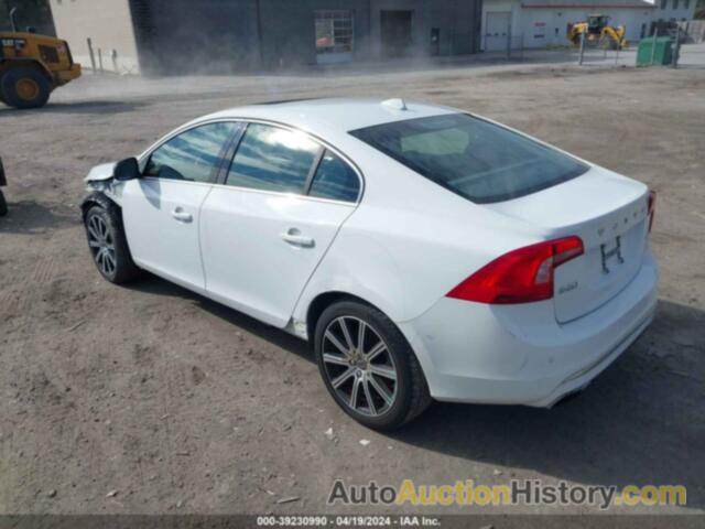 VOLVO S60 INSCRIPTION T5 PLATINUM, LYV612TM1GB096350