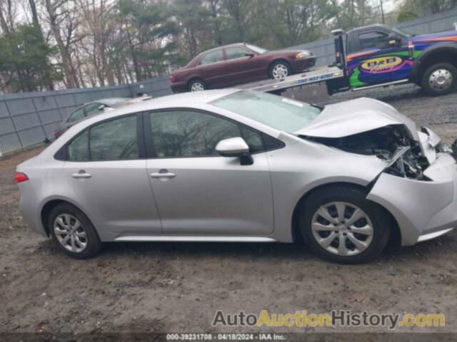 TOYOTA COROLLA LE, JTDEPMAE4NJ225395