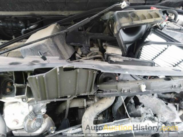 HONDA CR-V LX, 5J6RW6H36JL001672