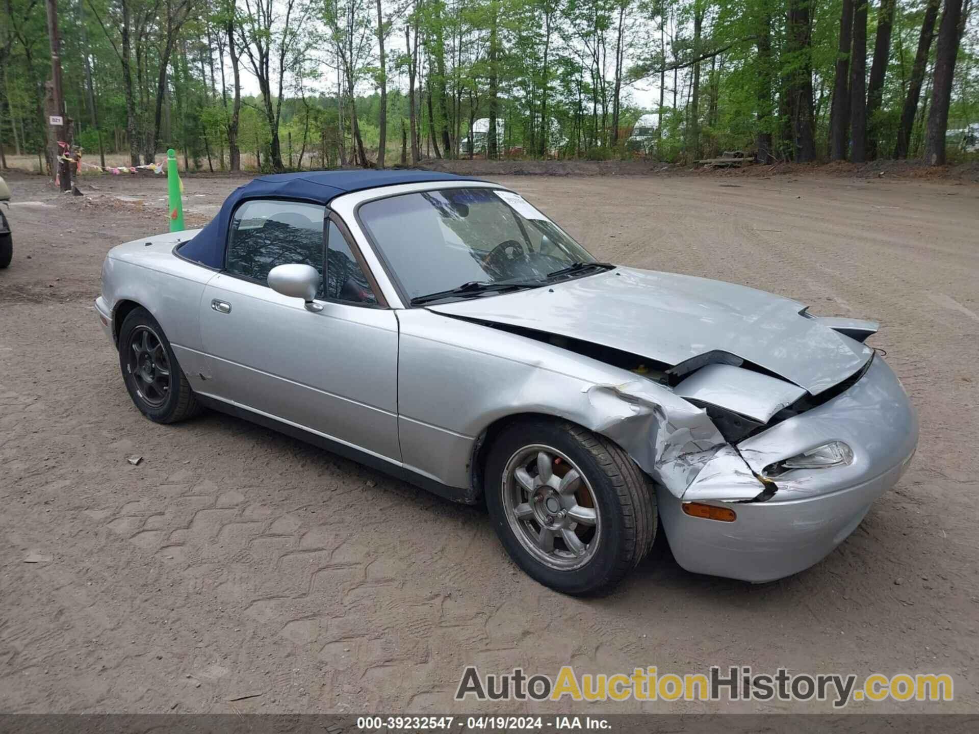 MAZDA MX-5 MIATA, JM1NA3512L0147592