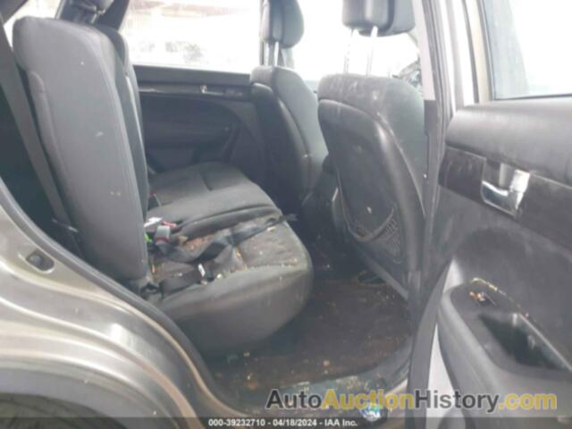 KIA SORENTO LX, 5XYKT4A13BG152429