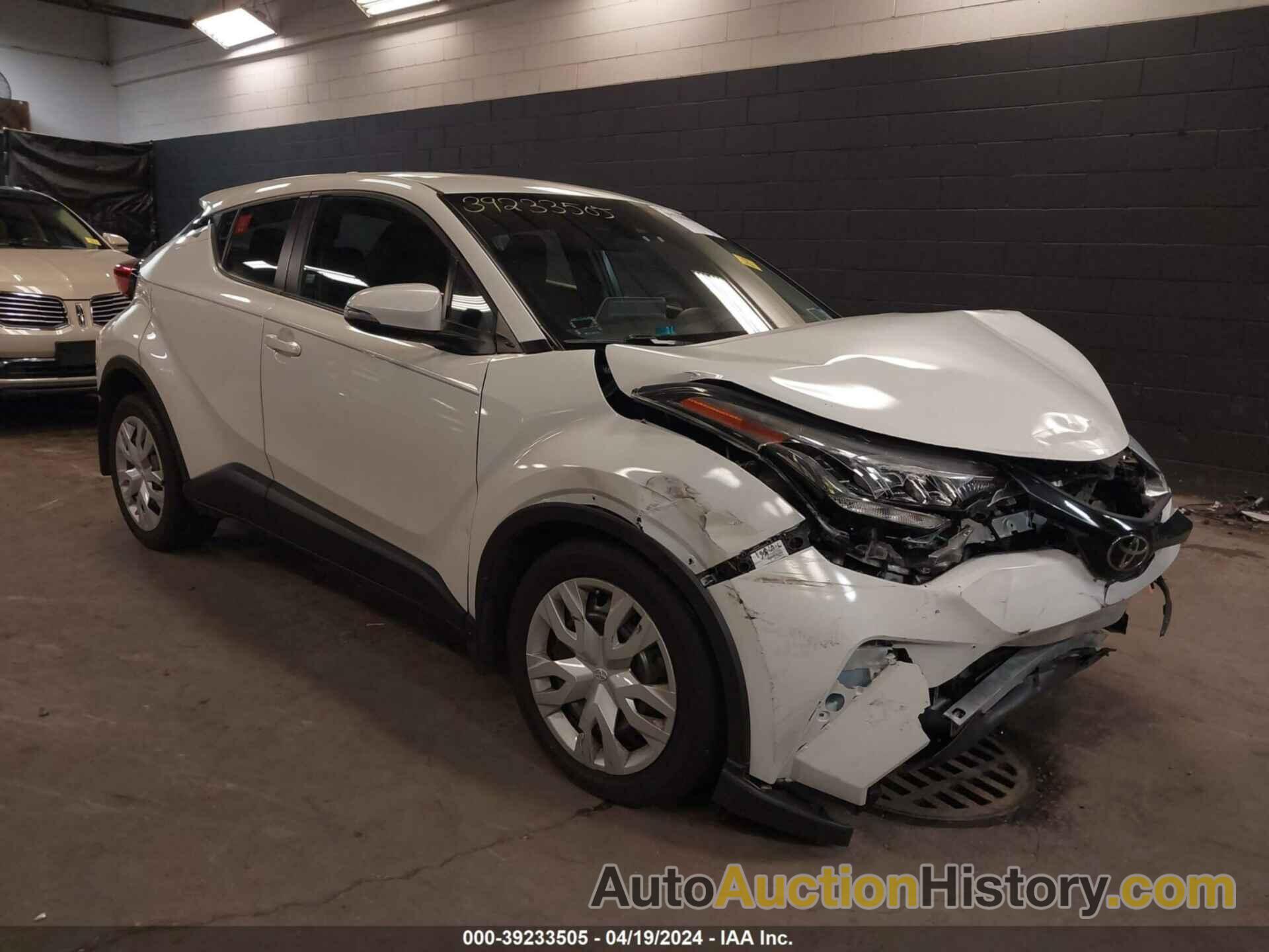 TOYOTA C-HR LE, NMTKHMBX9LR104778