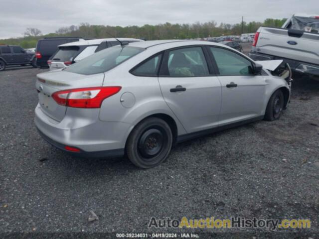 FORD FOCUS S, 1FAHP3E26CL151718