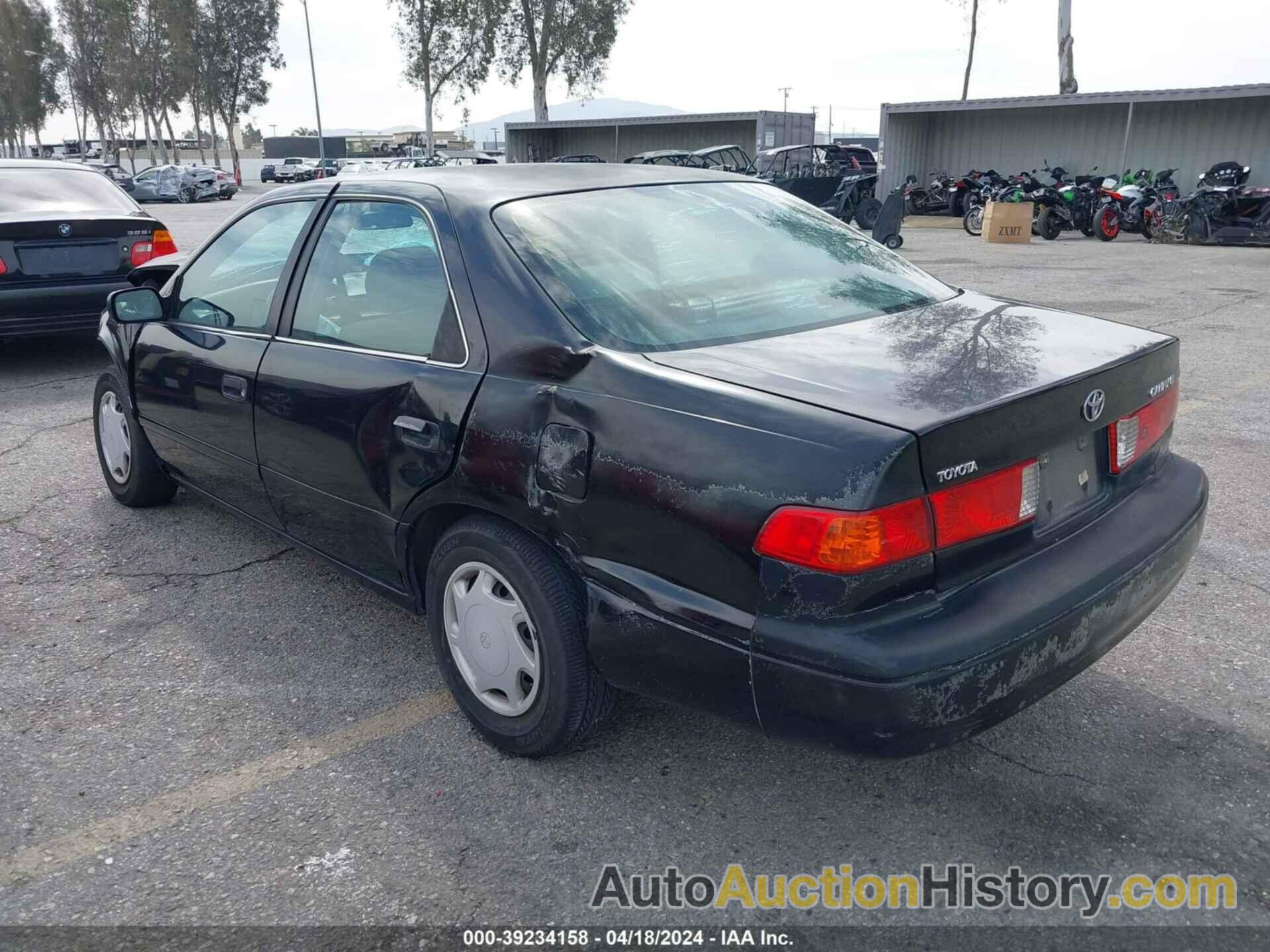 TOYOTA CAMRY CE, 4T1BG22K2YU682023