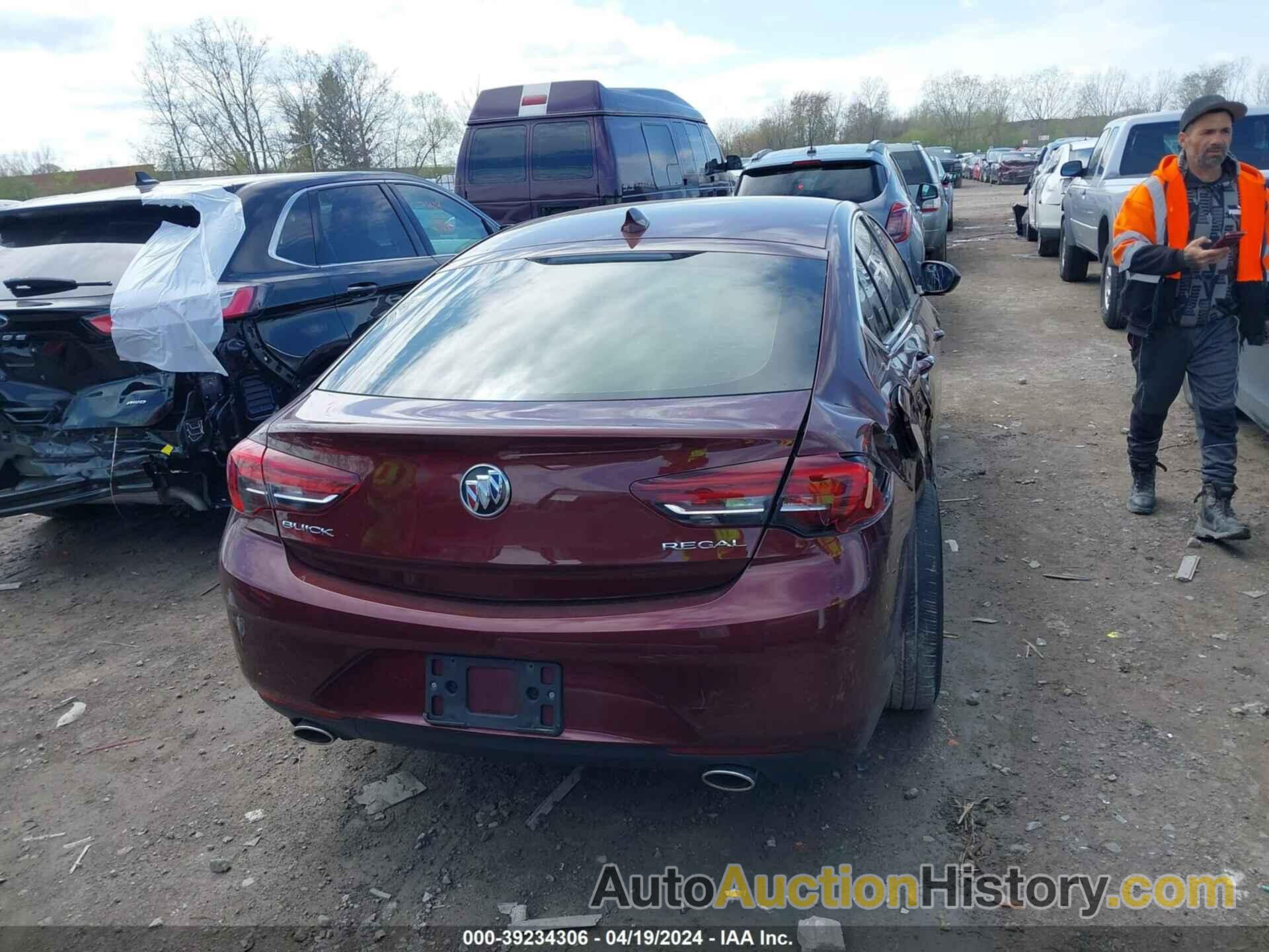 BUICK REGAL SPORTBACK PREFERRED, W04GL6SX0J1064130