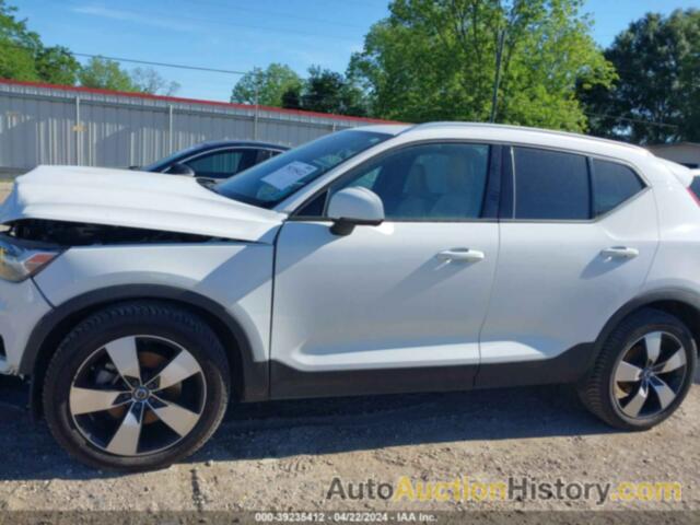 VOLVO XC40 T5 MOMENTUM, YV4162UK2L2253532