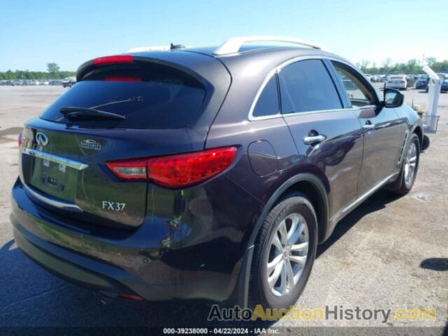 INFINITI FX37, JN8CS1MU2DM141147