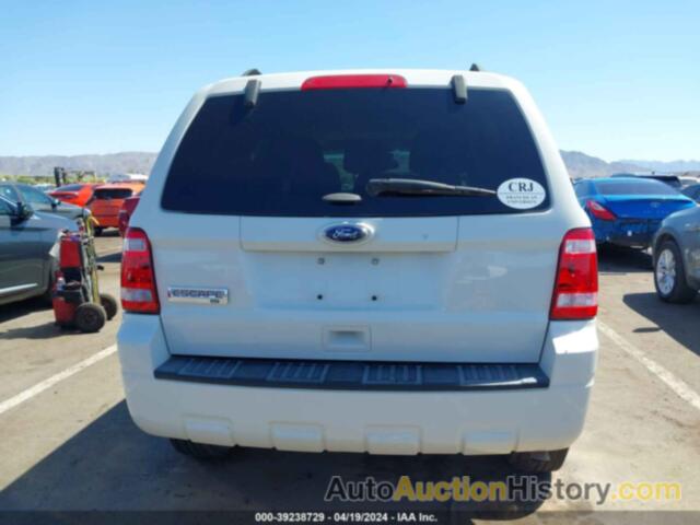 FORD ESCAPE XLT, 1FMCU0D70CKB18210