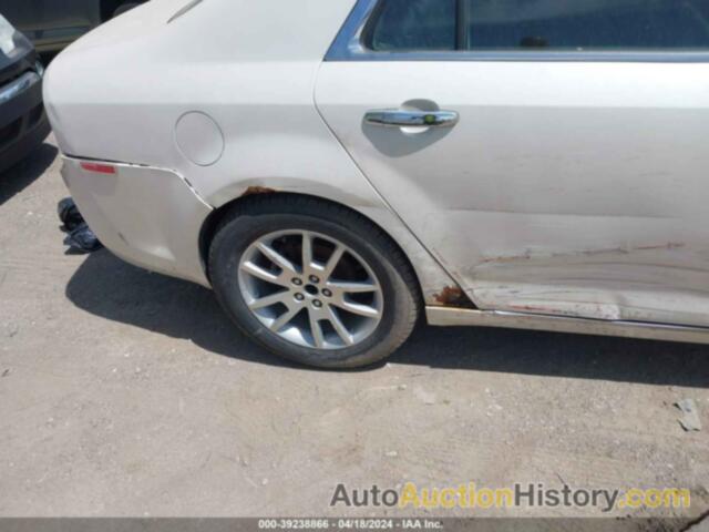 CHEVROLET MALIBU 2LZ, 1G1ZG5E72CF104747