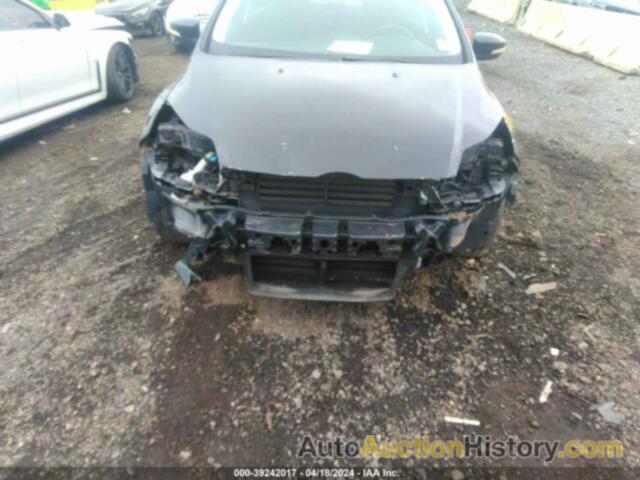 FORD FOCUS SE, 1FADP3F21DL188643