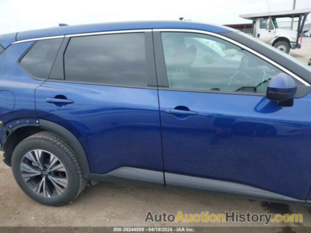 NISSAN ROGUE SV INTELLIGENT AWD, 5N1BT3BB9NC695645