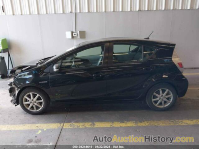 TOYOTA PRIUS C, JTDKDTB32D1533909