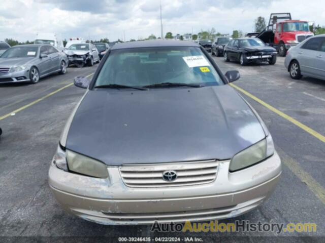 TOYOTA CAMRY LE, 4T1BG22K1XU899562