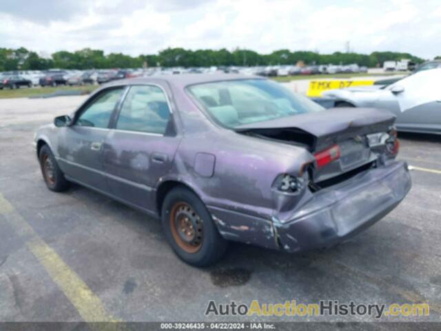 TOYOTA CAMRY LE, 4T1BG22K1XU899562