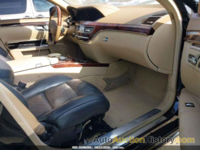 MERCEDES-BENZ S 550 550, WDDNG7DB0CA421520