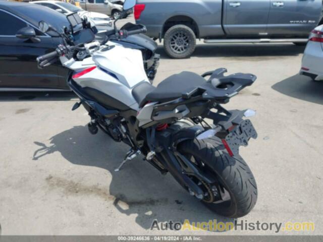 BMW S 1000 XR, WB10E4303P6G44121