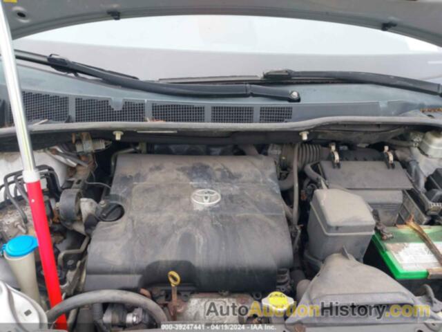 TOYOTA SIENNA LE V6, 5TDKK3DC0BS004610