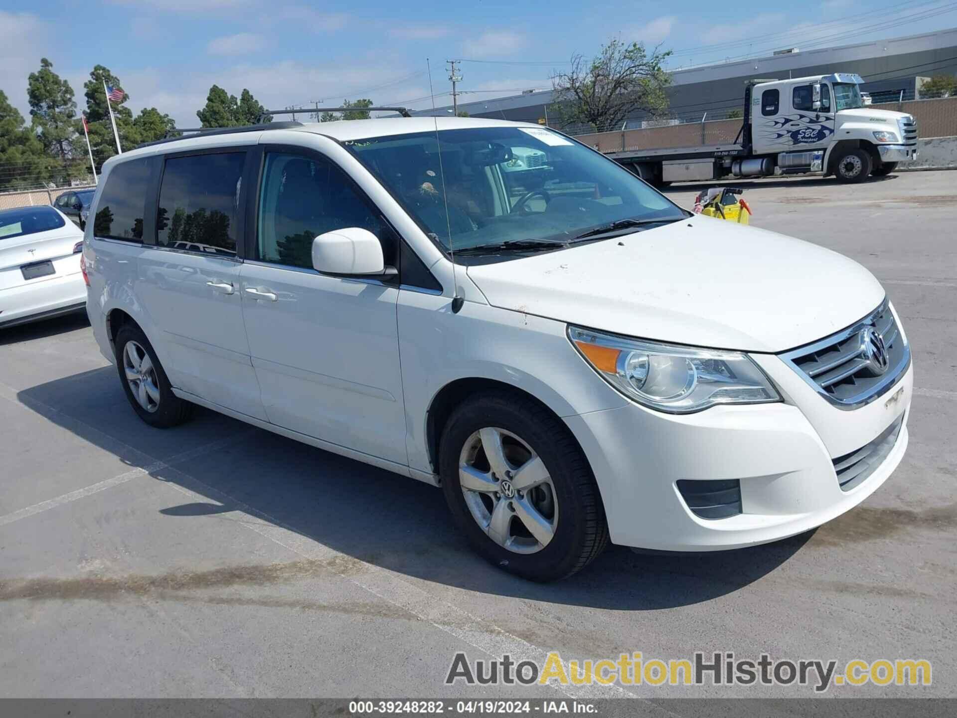 VOLKSWAGEN ROUTAN SE, 2V4RW3DG8BR766586