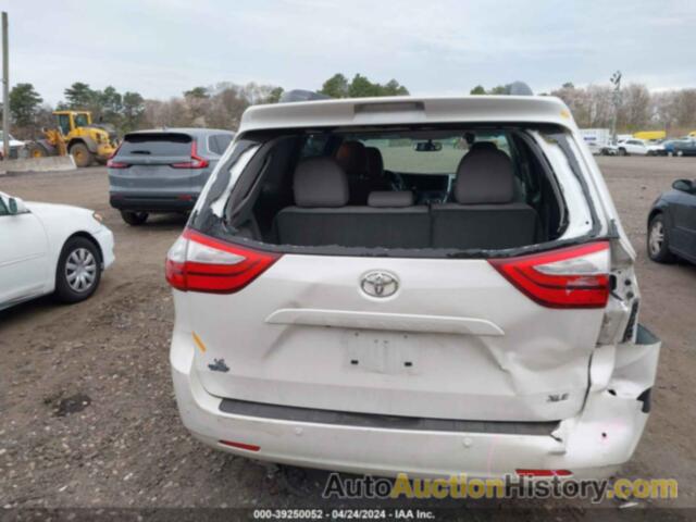 TOYOTA SIENNA XLE 8 PASSENGER, 5TDYK3DC5FS652718