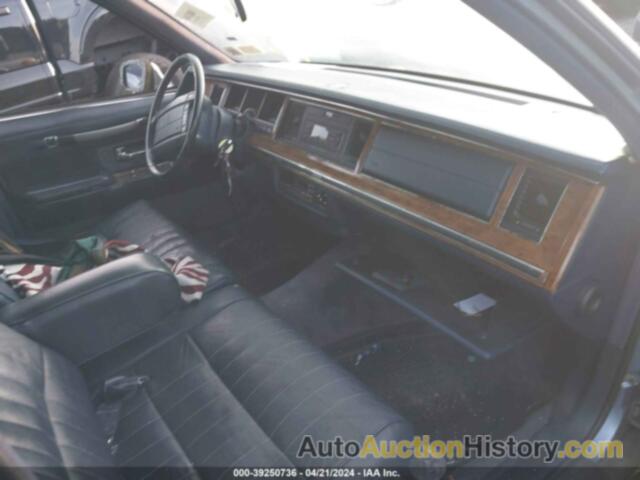 LINCOLN TOWN CAR EXECUTIVE, 1LNLM81W6RY734798