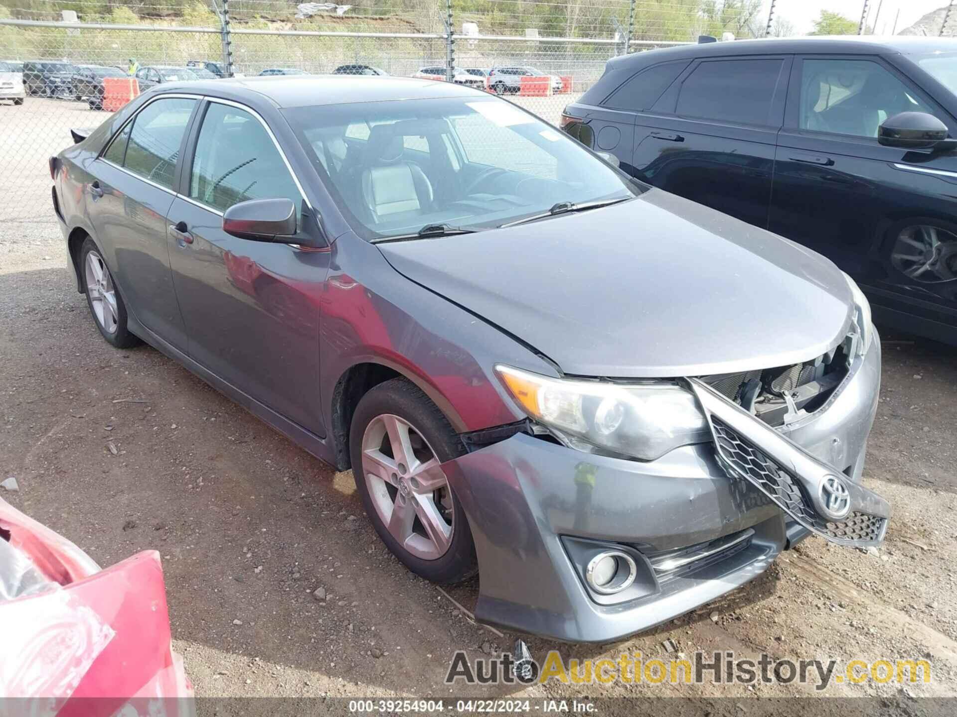 TOYOTA CAMRY SE, 4T1BF1FK1EU827393