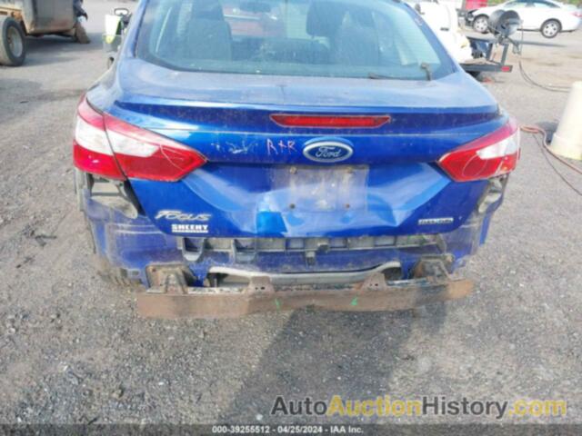 FORD FOCUS S, 1FAHP3E26CL433647