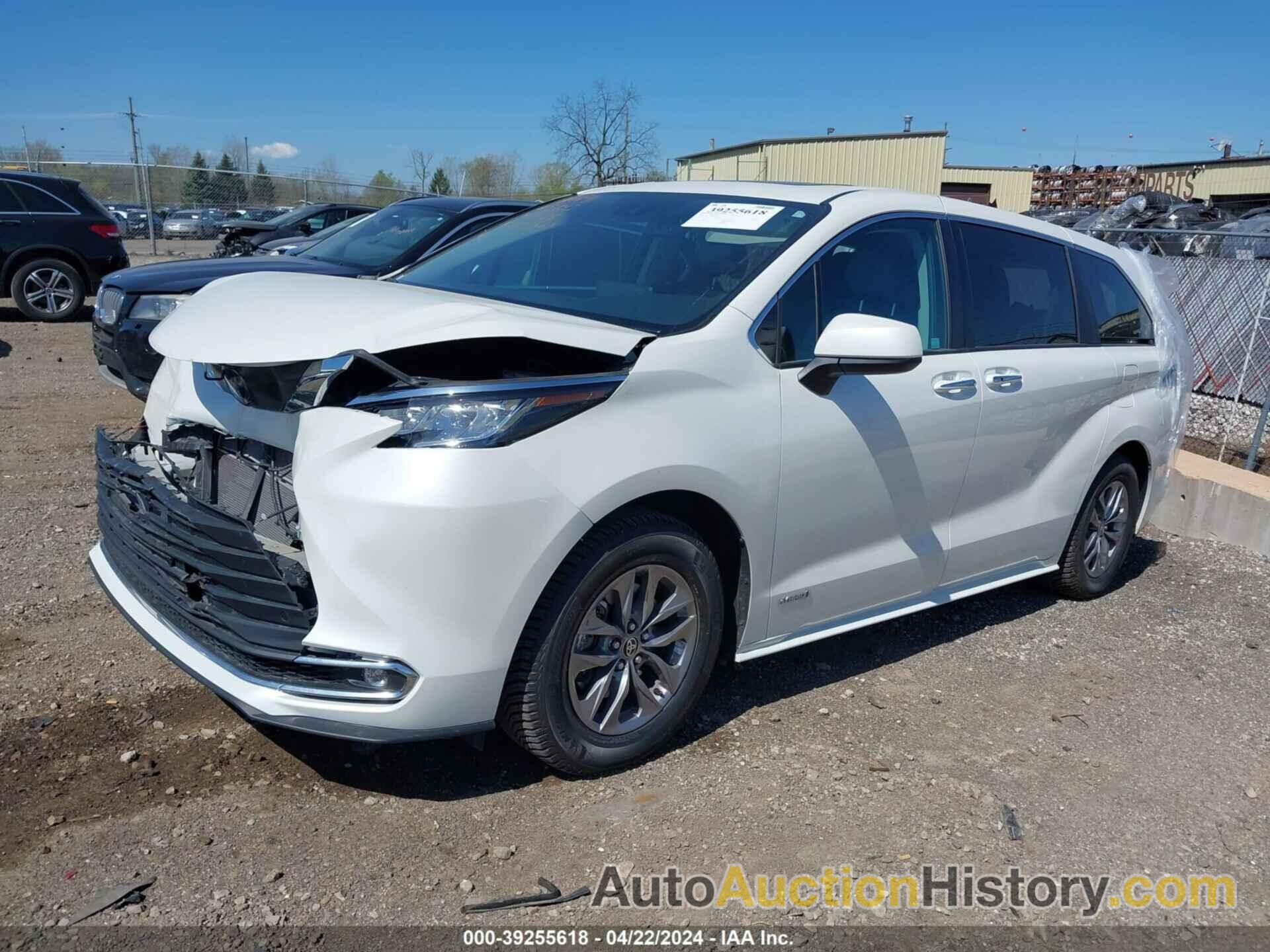 TOYOTA SIENNA XLE, 5TDYSKFC5MS005787