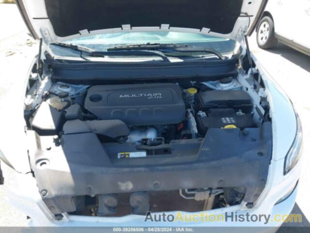 JEEP CHEROKEE LATITUDE FWD, 1C4PJLCB0JD574232