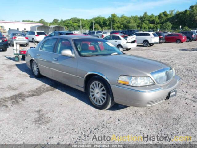 LINCOLN TOWN CAR EXECUTIVE, 1LNHM81W13Y687189