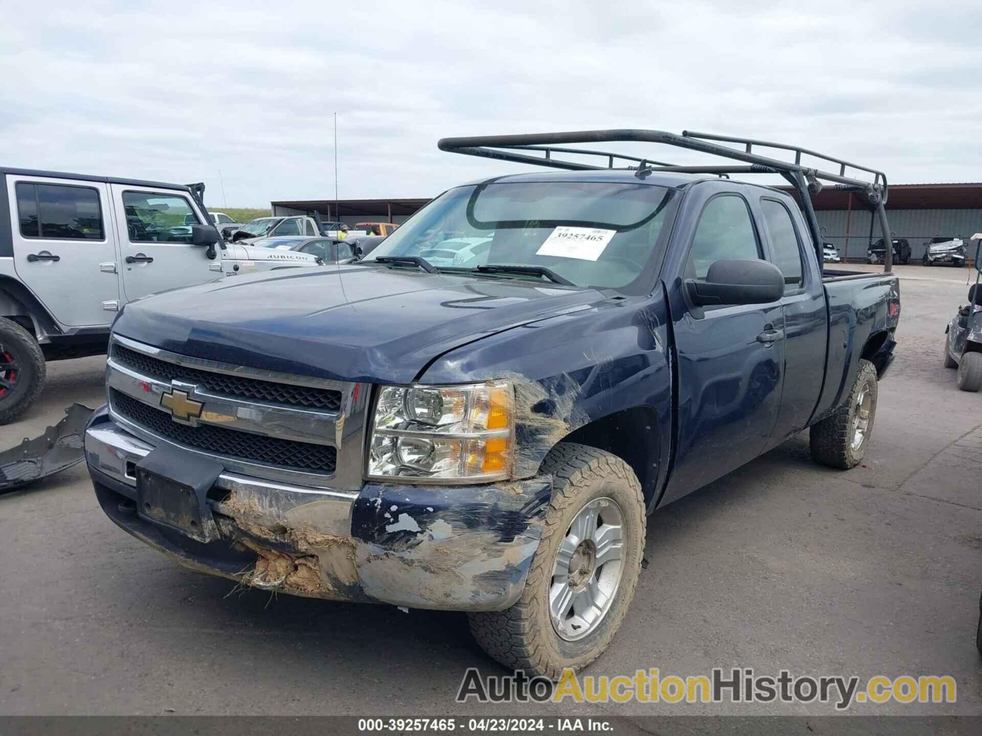 CHEVROLET SILVERADO 1500 LT, 1GCSKSE36AZ255847