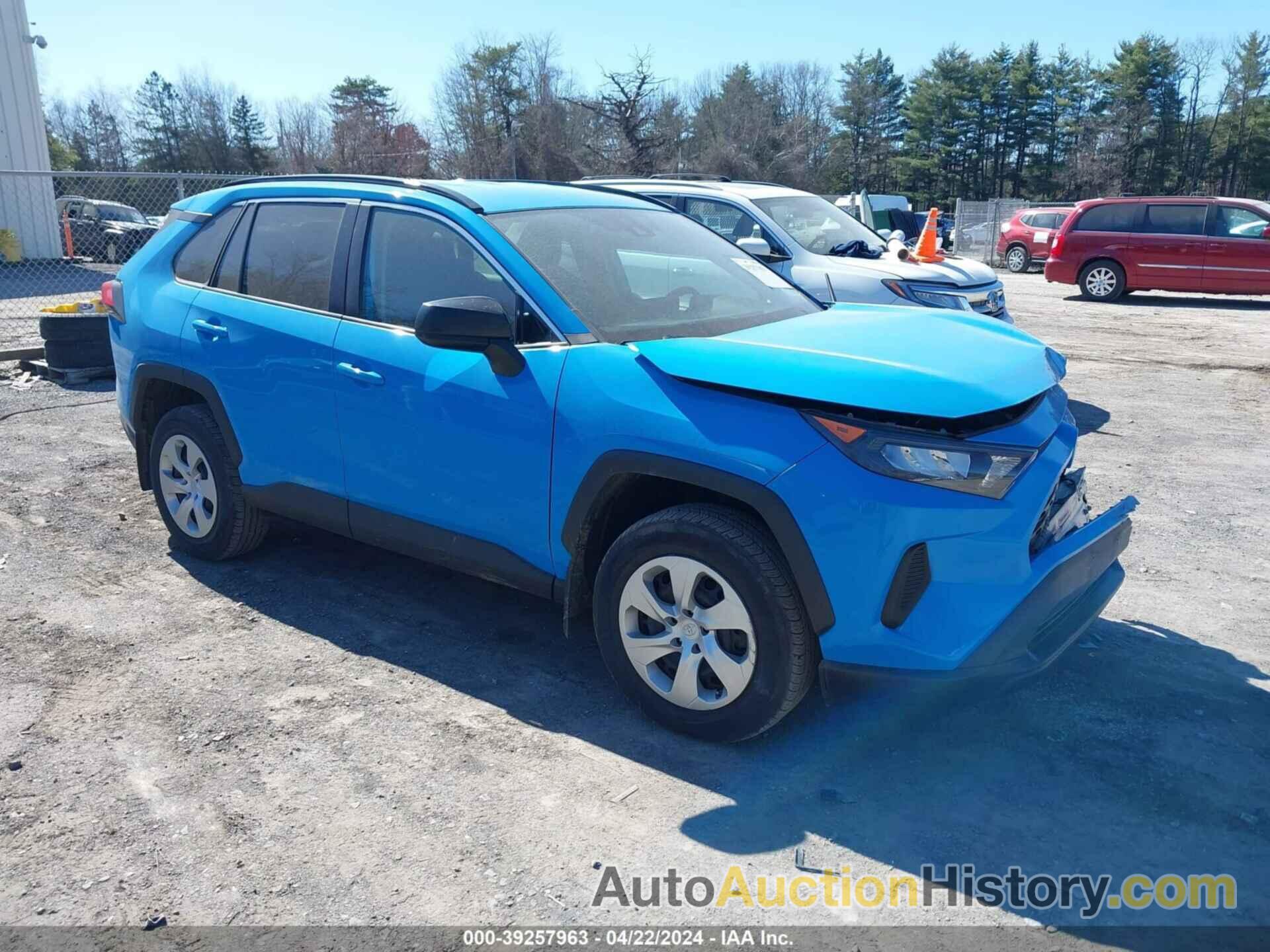 TOYOTA RAV4 LE, 2T3F1RFV8KC051387