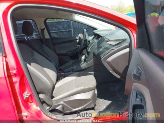 FORD FOCUS SE, 1FAHP3F2XCL106666