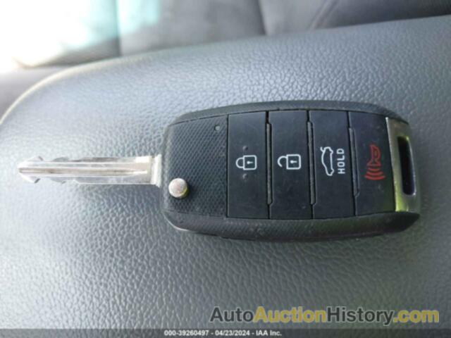 KIA FORTE LX, 3KPFK4A74JE184245