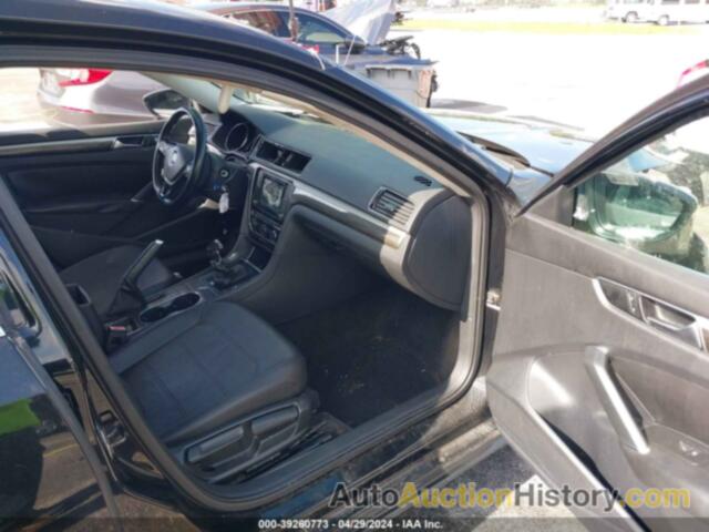 VOLKSWAGEN PASSAT SE, 1VWBS7A33GC033732