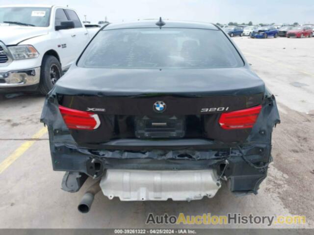 BMW 320 XI, WBA8E5G54GNT40491