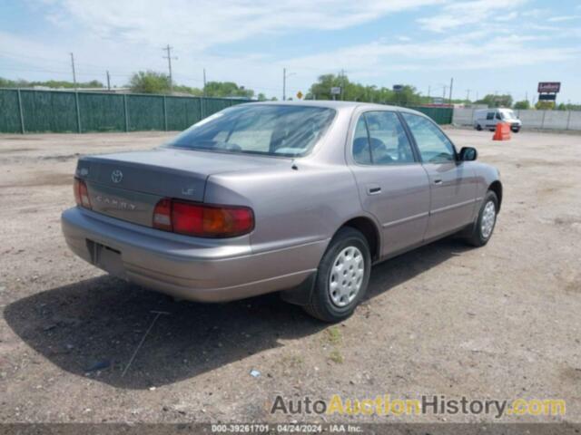 TOYOTA CAMRY LE, 4T1SK12E5SU631528