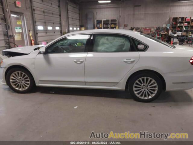 VOLKSWAGEN PASSAT SE, 1VWBT7A33HC044518