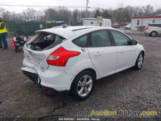 FORD FOCUS SE, 1FADP3K21EL389126