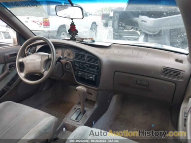 TOYOTA CAMRY LE, 4T1SK12EXPU320507