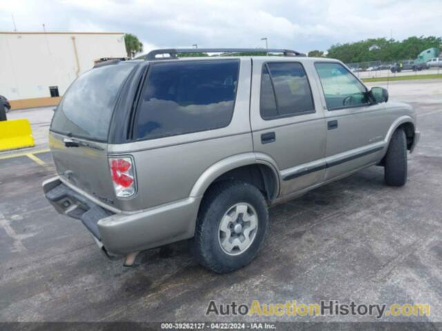 CHEVROLET BLAZER LS, 1GNDT13W82K176128