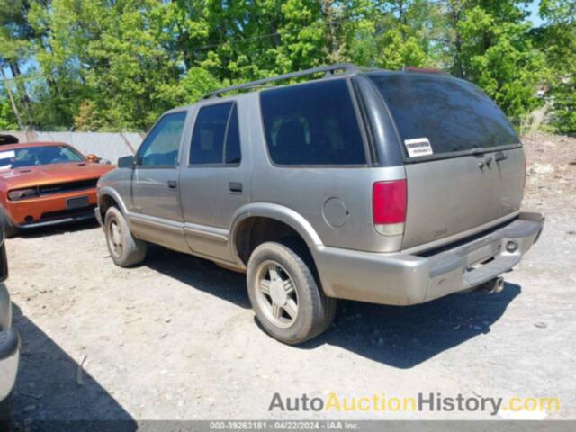 CHEVROLET BLAZER LS, 1GNCS13W22K190265