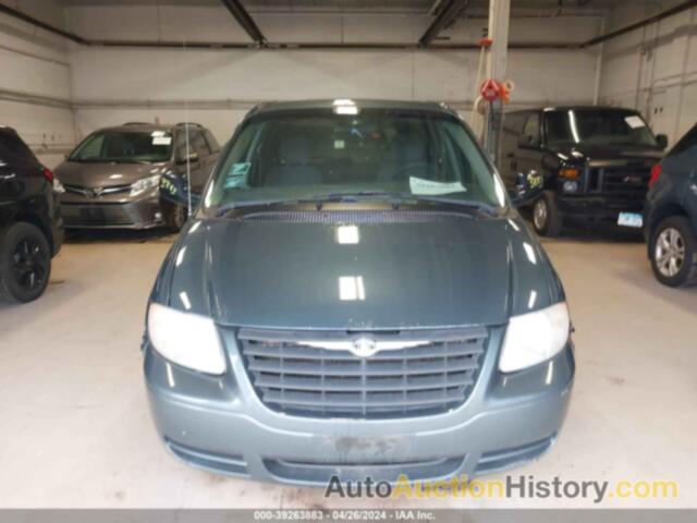 CHRYSLER TOWN & COUNTRY SWB, 1A4GP45R16B674819