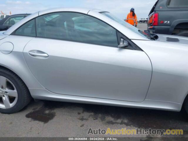 MERCEDES-BENZ SLK 280, WDBWK54F07F139602