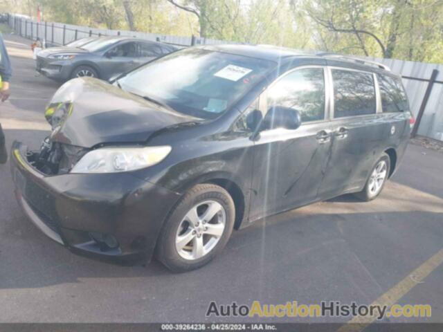 TOYOTA SIENNA LE, 5TDKK3DC1DS357764