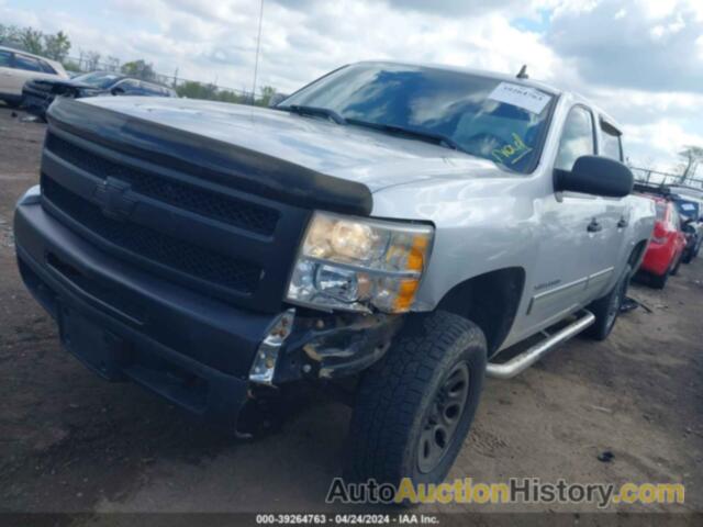 CHEVROLET SILVERADO 1500 LS, 3GCPKREA5BG197003