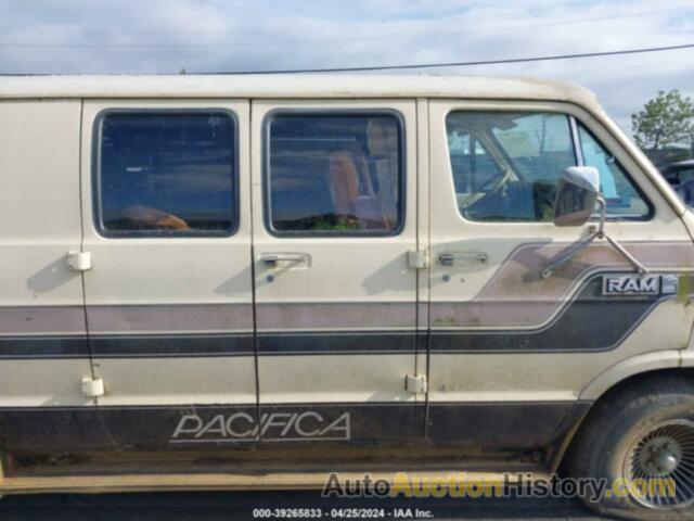 DODGE RAM VAN B250, 2B6HB23R4CK187673