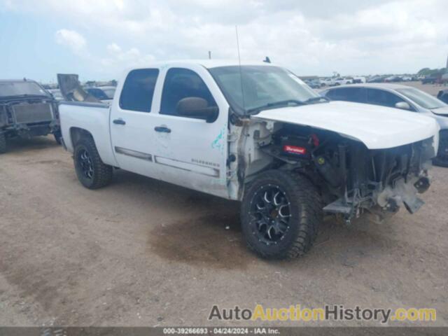 CHEVROLET SILVERADO 1500 C1500  LS, 3GCPCREA0DG300439